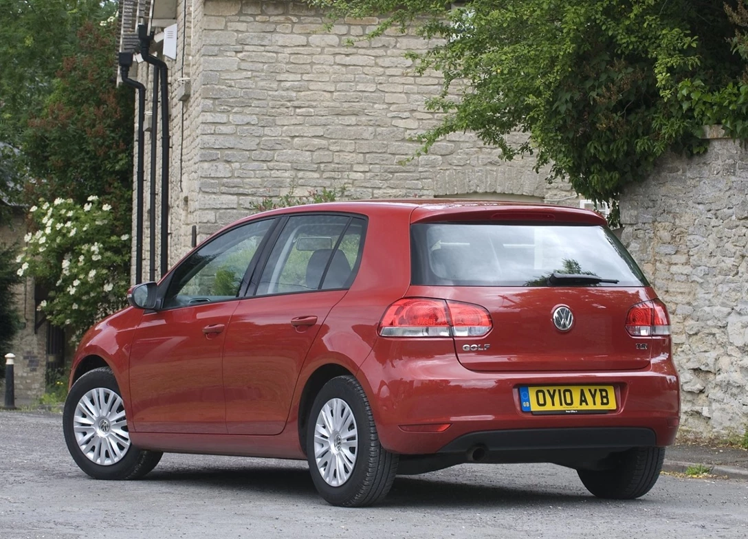 1601016-Volkswagen-Golf-2009-1600-6b.jpg