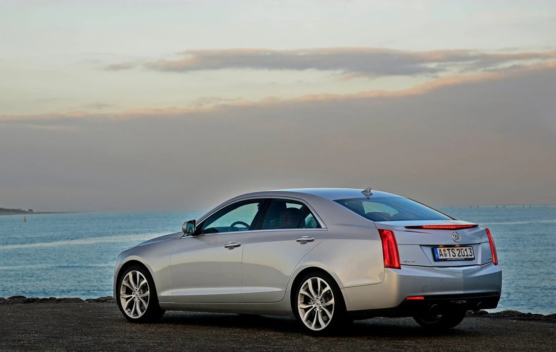 1696360-Cadillac-ATS-2013-1280-83.jpg