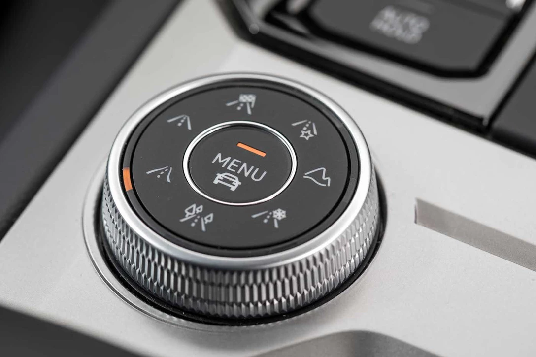 1595807-פולקסווגן טוארג - מבחן דרכים (השקה) (13).jpg