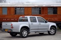 איסוזו D MAX