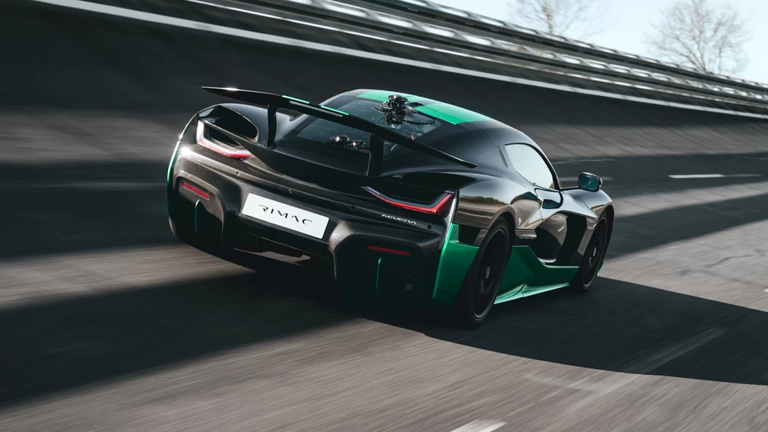 1682514-rimac-nevera-sets-23-performance-records-in-a-single-day-17-min.jpg