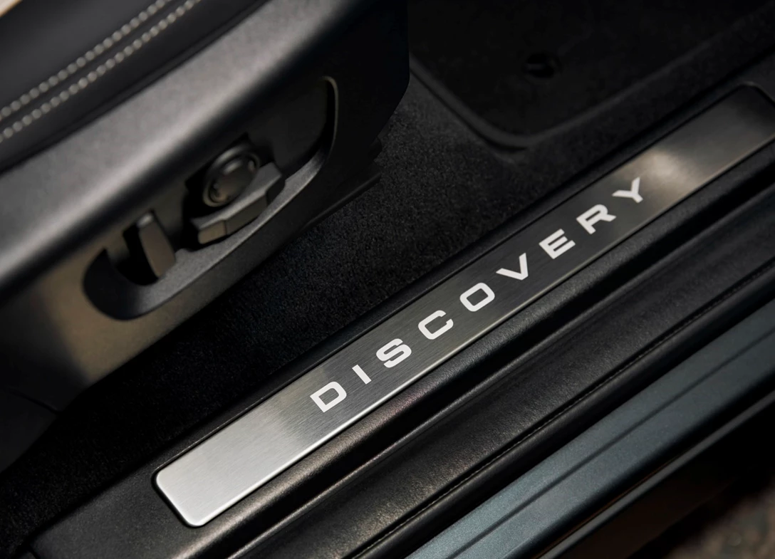 1697729-Land_Rover-Discovery_Sport-2024-11.jpg