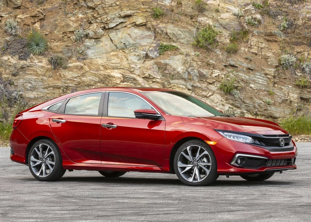 1637353-Honda-Civic_Sedan-2019-03.jpg