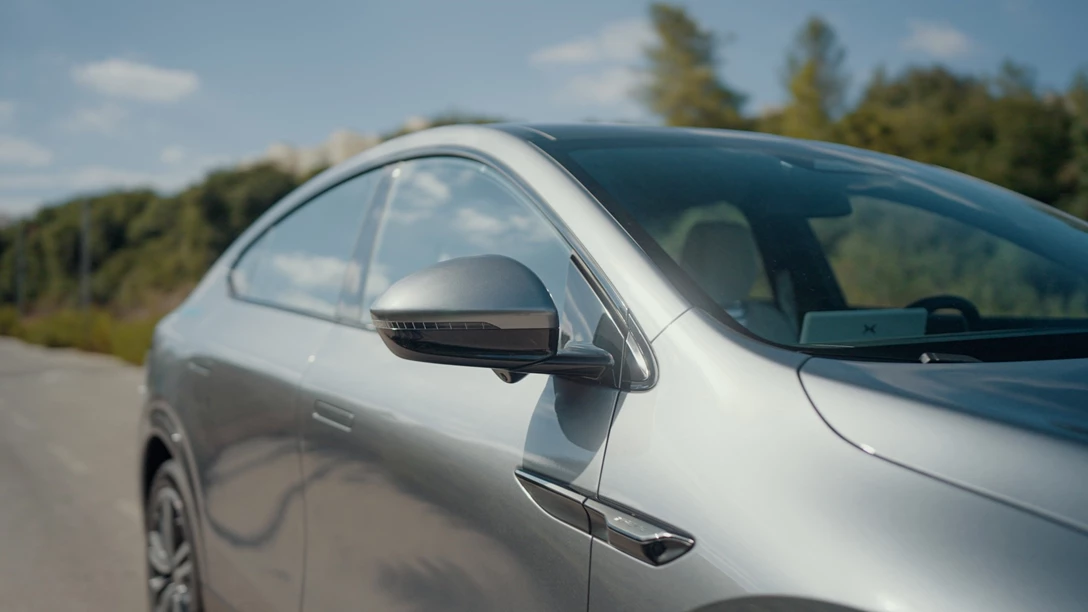 1701386-Xpeng G6 2024.00_53_44_02.Still032.jpg