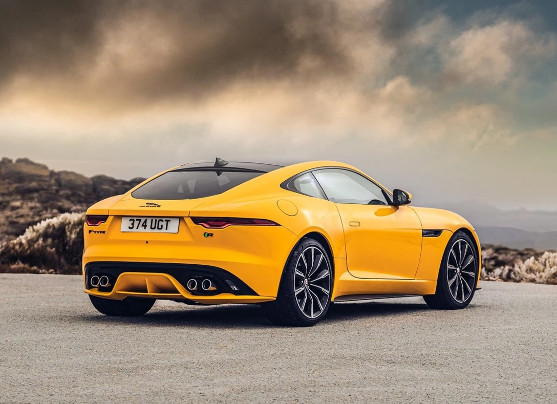 1644583-Jaguar-F-Type-2021-03.jpg