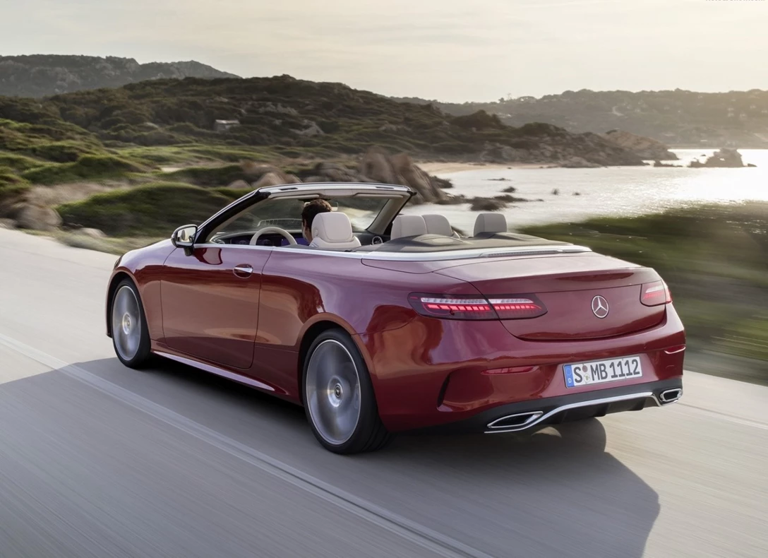 1660590-Mercedes-Benz-E-Class_Cabriolet-2021-02.jpg