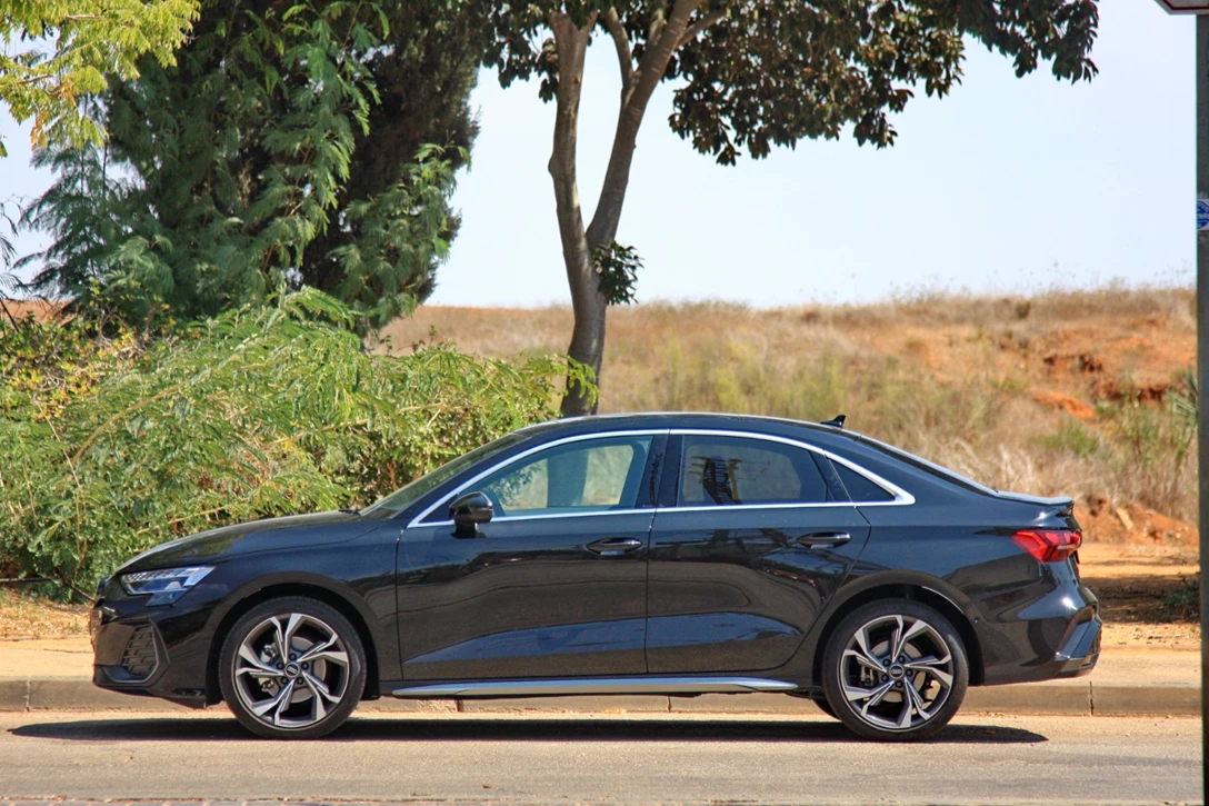 1702049-A3AUDI (63).JPG