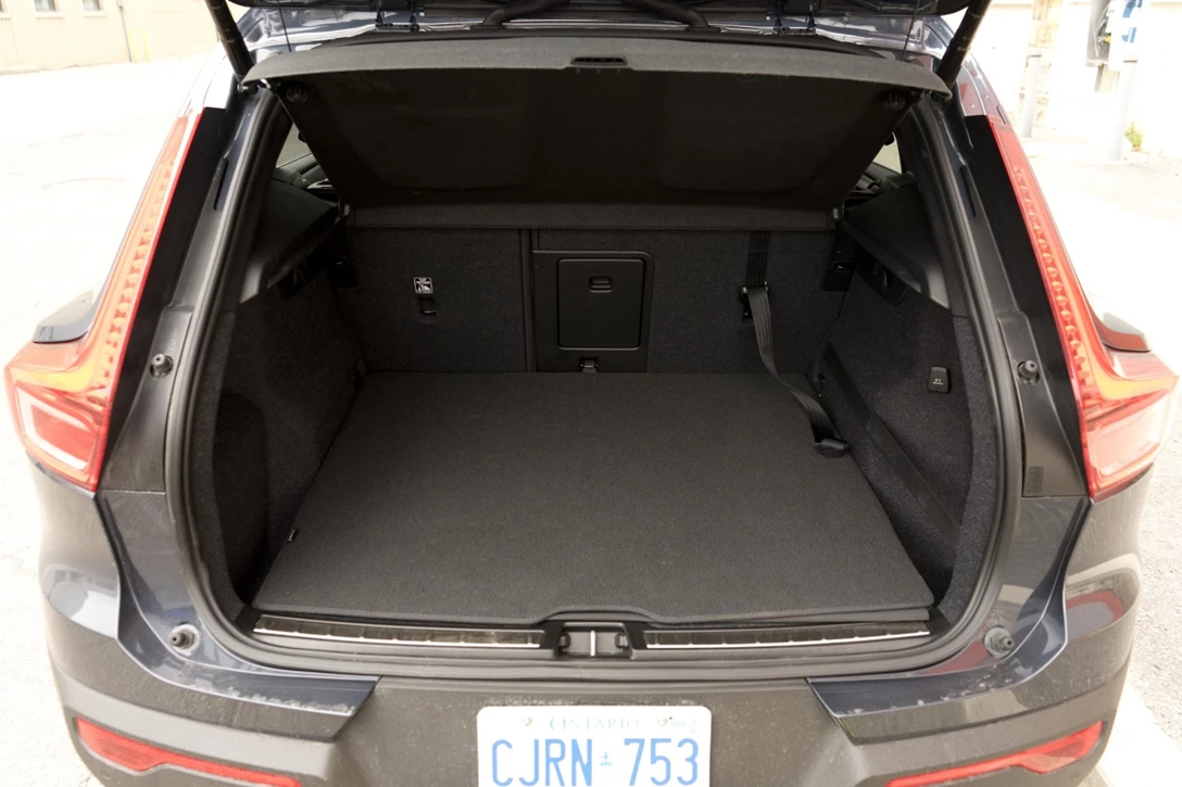 1646509-Volvo-XC40-2020 (16).jpg