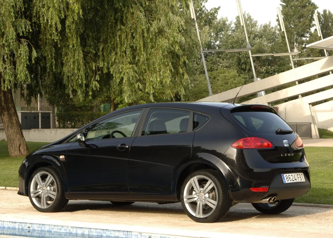 1600549-Seat-Leon_FR-2007-1600-2e.jpg