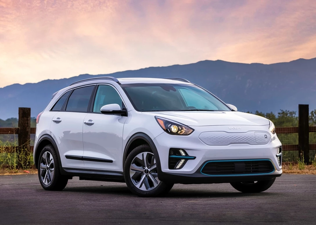1651673-Kia-Niro-2022-fl-01.jpg
