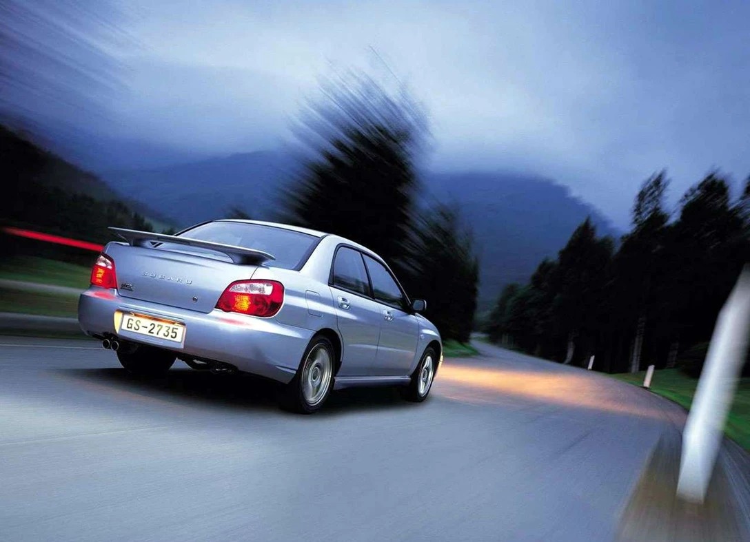 1679217-Subaru-Impreza_Sedan_WRX-2004-1280-04.jpg