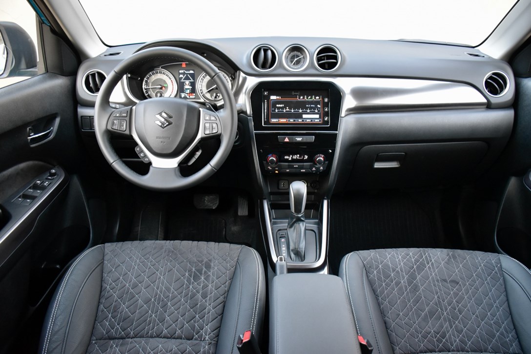 1646484-סוזוקי ויטארה - מבחן דרכים (מיקרו היברידי) 2021 - 4.jpeg