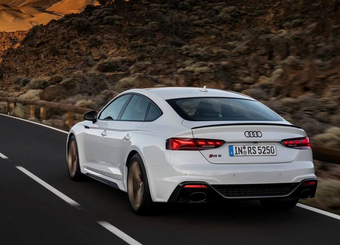 1699908-Audi-A5_Sportback-2024-10.jpg
