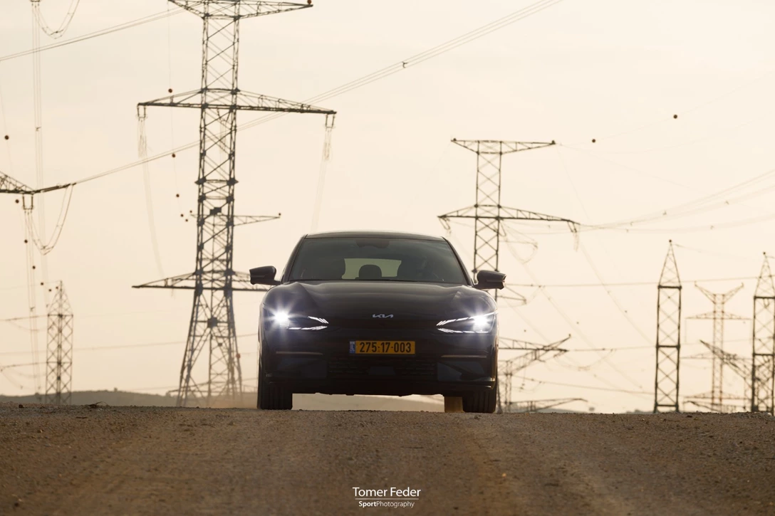 1675137-FTomer_KIA-ev6-074.jpg