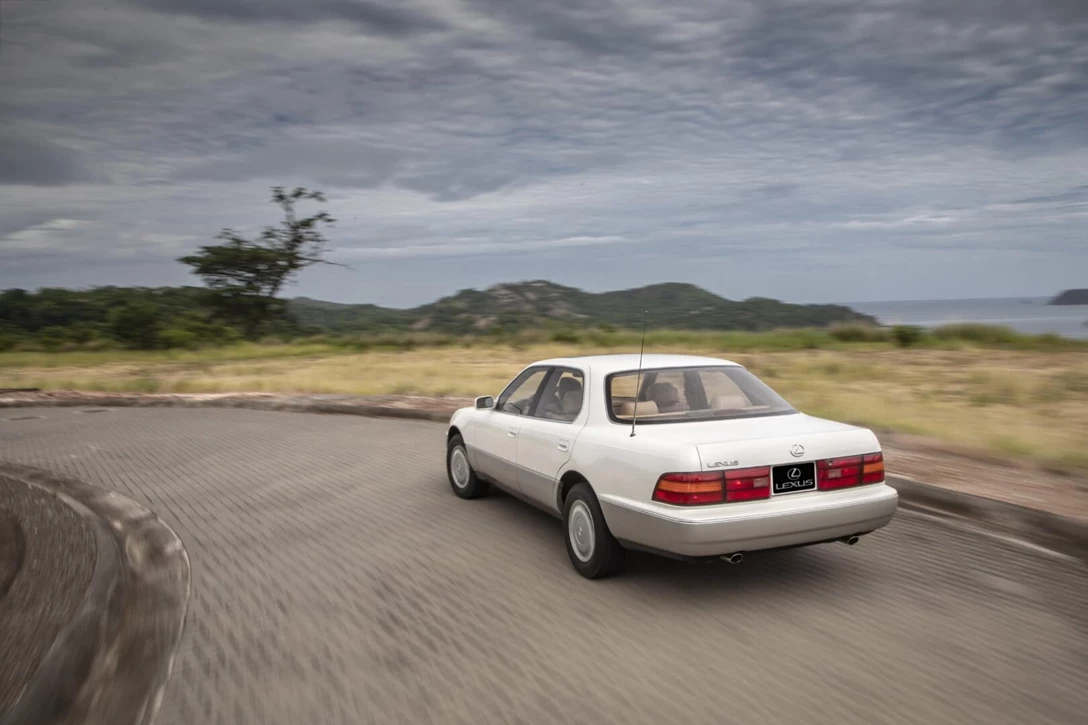 1619654-11-LS400 1990 (2).jpg