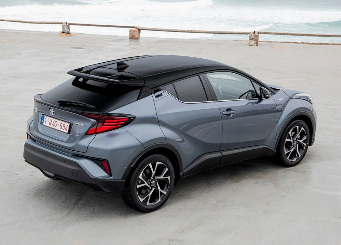 1638236-Toyota-C-HR-2021-03.jpg
