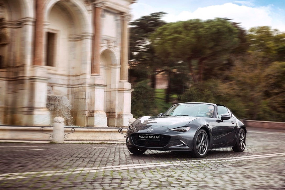 1596923-מאזדה MX-5 RF (8).jpeg