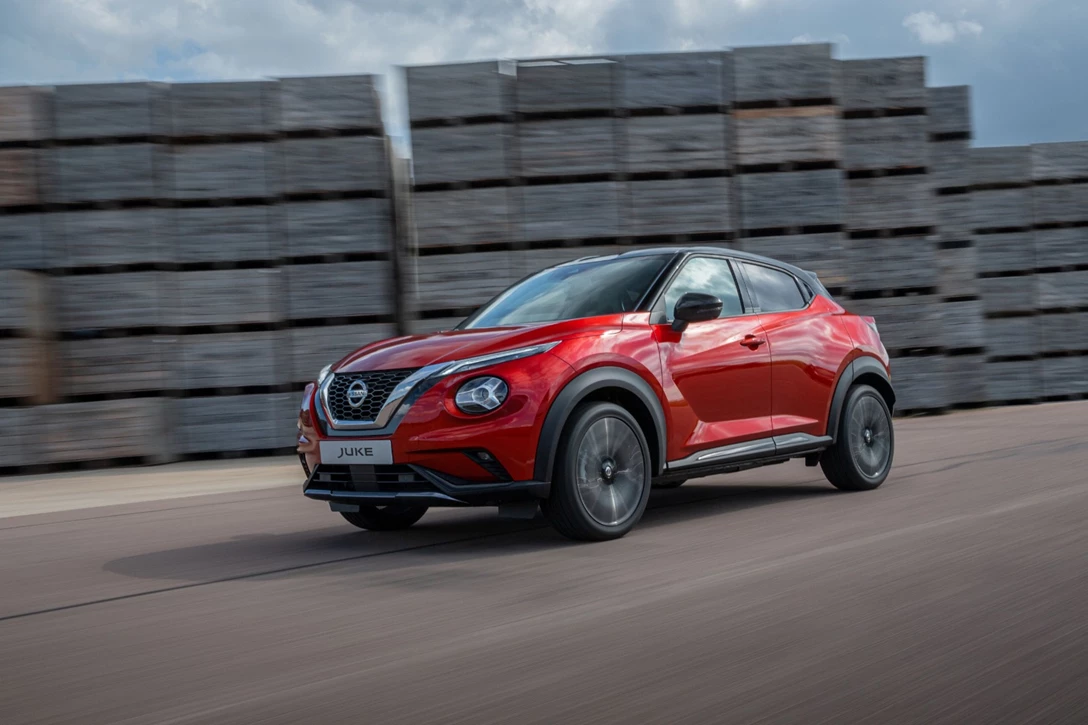 1621794-Sep. 3 - 6pm CET - New Nissan JUKE Unveil Dynamic Outdoor - 6.jpg