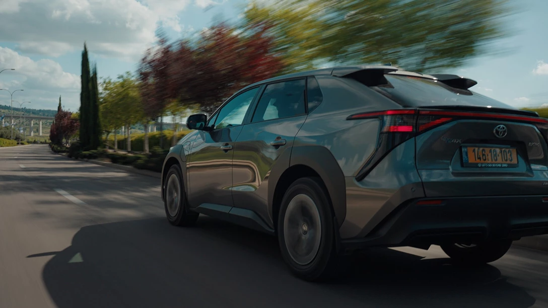 1681642-Hyundai IONIQ 5 vs Skoda Enyaq vs KIA EV6 vs TOYOTA BZ4X - 2023.02_01_10_10.Still206 copy.jpg