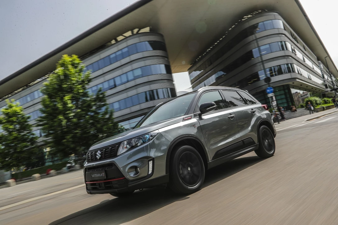 1626316-Vitara Katana (30).jpg