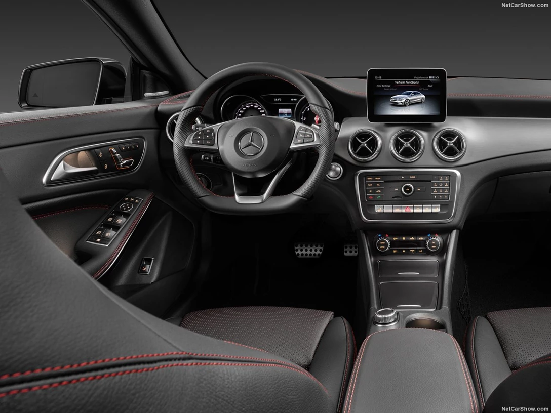 1589605-Mercedes-Benz-CLA 5.jpg