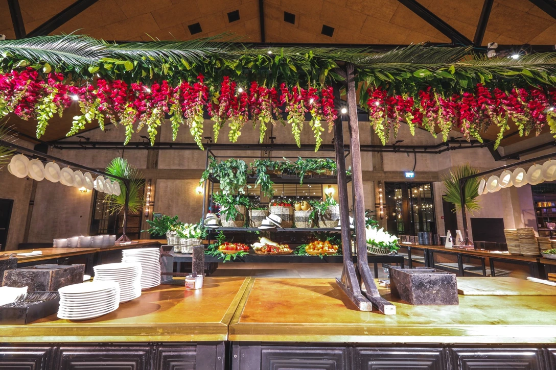 1611759-  (3 of 127).jpg