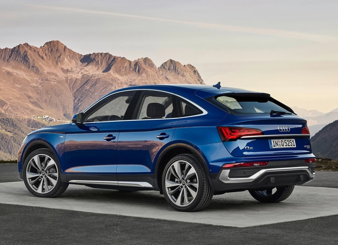 1651602-Audi-Q5_Sportback-2022-04.jpg