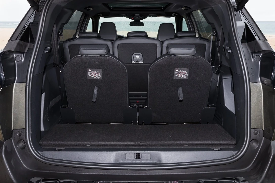 1598584-תאי מטען (3).jpg