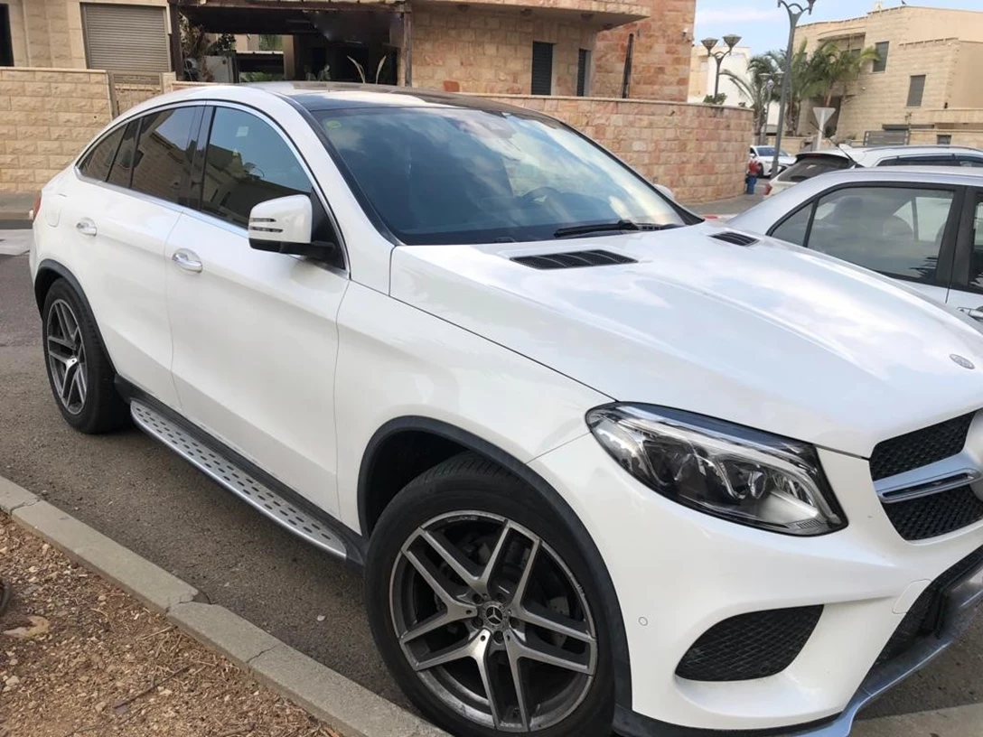 1671079-מונית הכסף 3.jpg