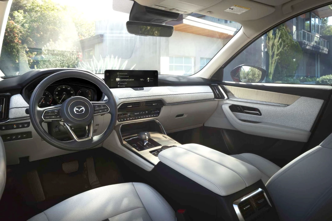 1685116-2024 Mazda CX-90 - 13.jpg
