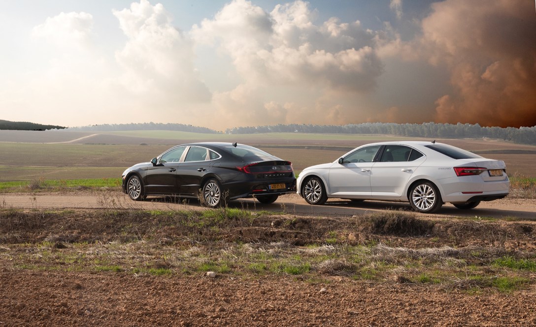 1638774-סונטה מול סופרב - 3.jpeg