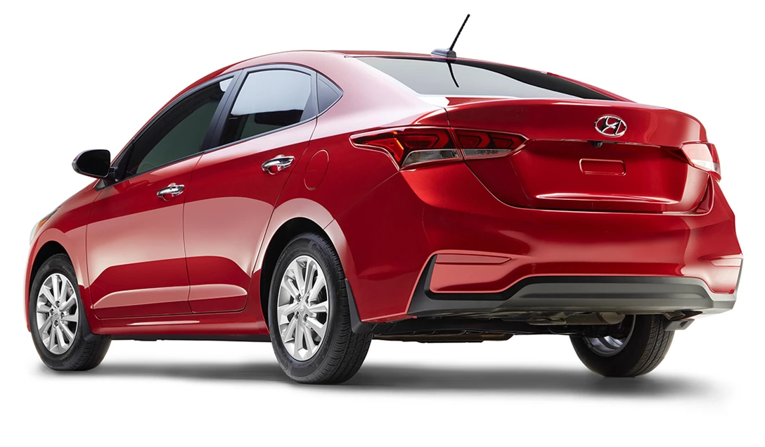 1614529-2018_Hyundai_Accent_Exterior_Rear_78th_Low_Tilt.jpg