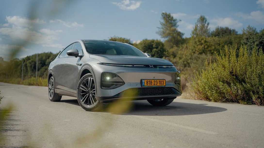 1701394-Xpeng G6 2024.00_50_10_22.Still025.jpg