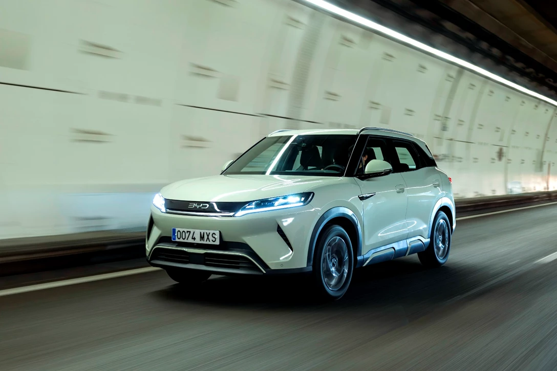 1706595-Atto 2_Hiking green_15.jpg