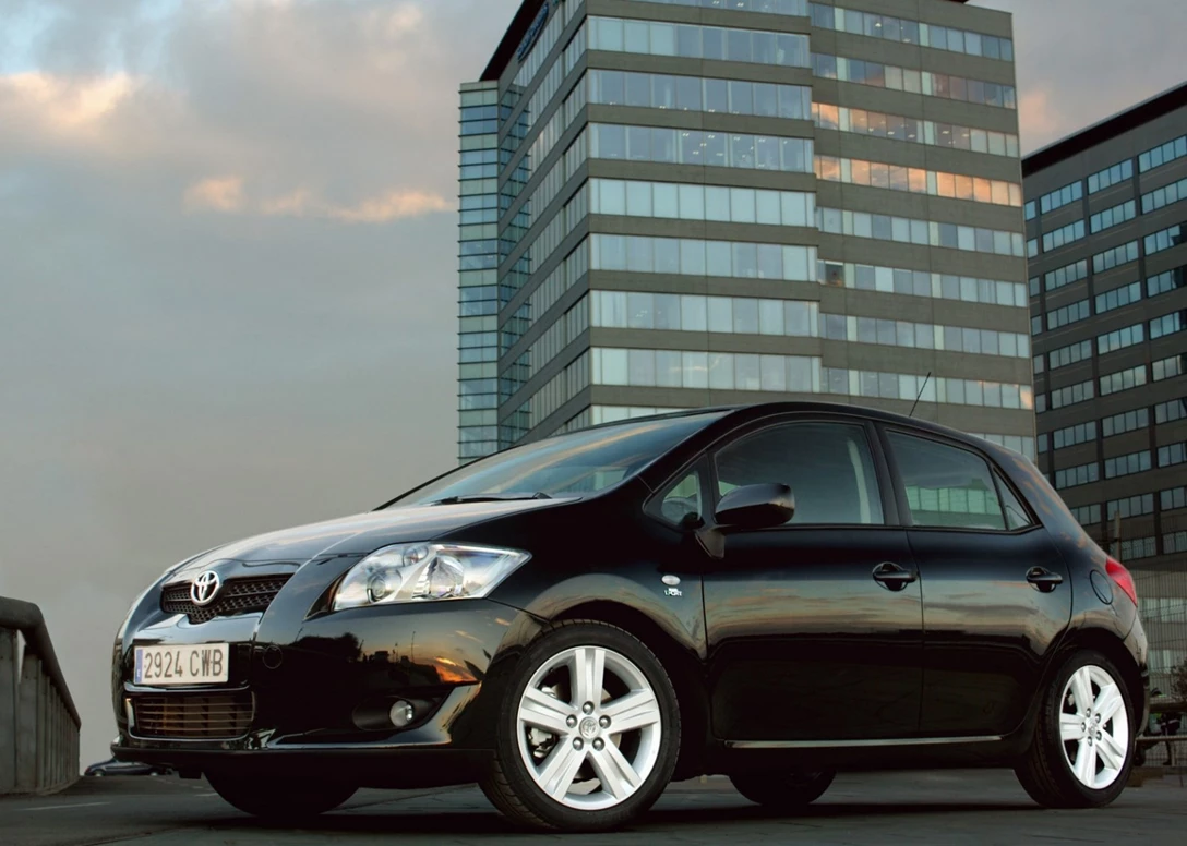 1598167-Toyota-Auris-2007-1600-06.jpg