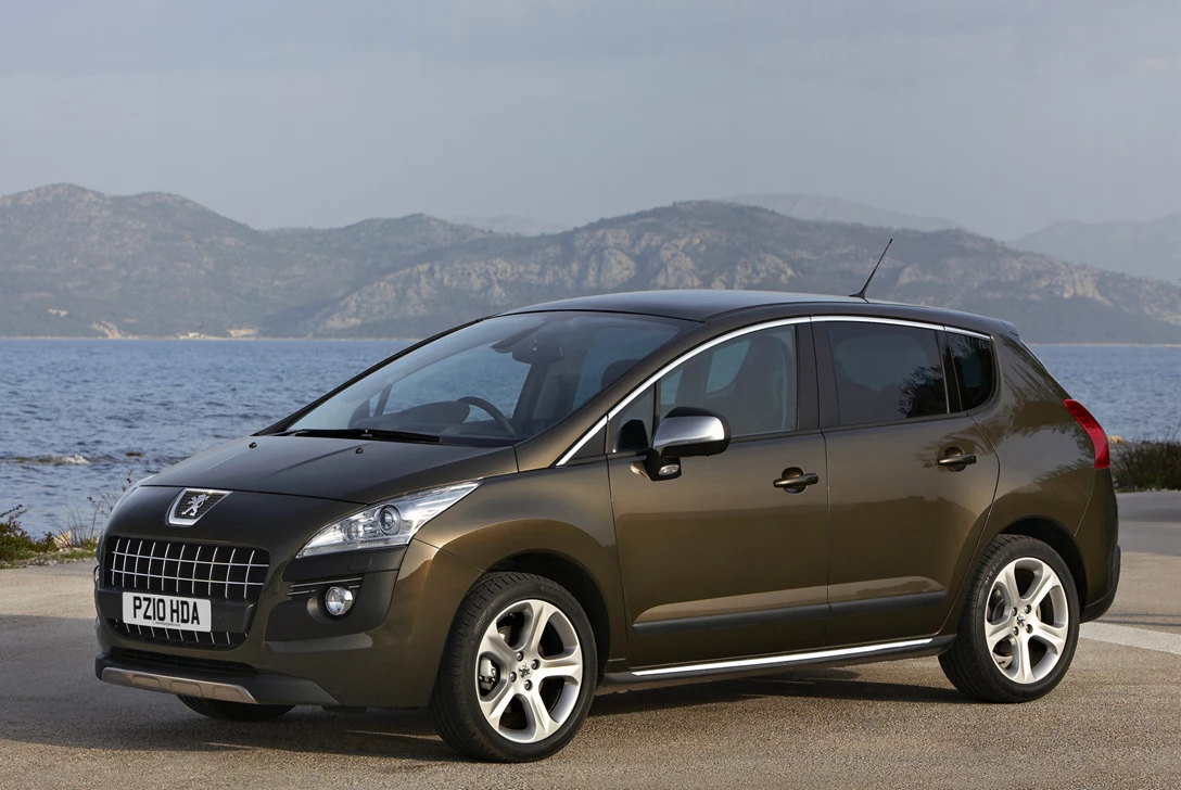 1632296-פיג'ו 3008 (5).jpg