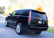 1601891-Cadillac-Escalade 5.jpg