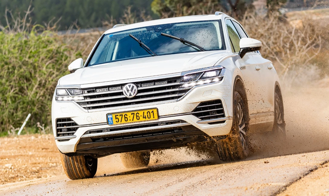 1611500-פולקסווגן טוארג - מבחן דרכים  (21).jpg