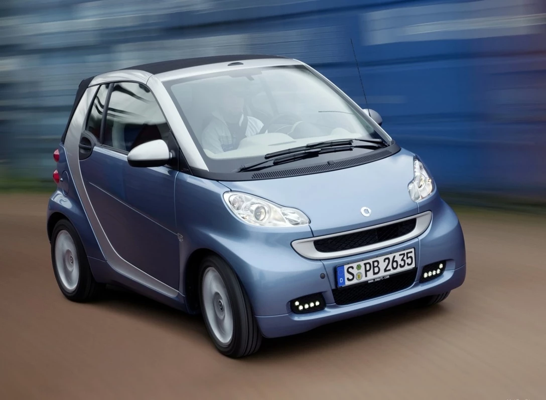 1605945-Smart-fortwo-2007-2013-01.jpg