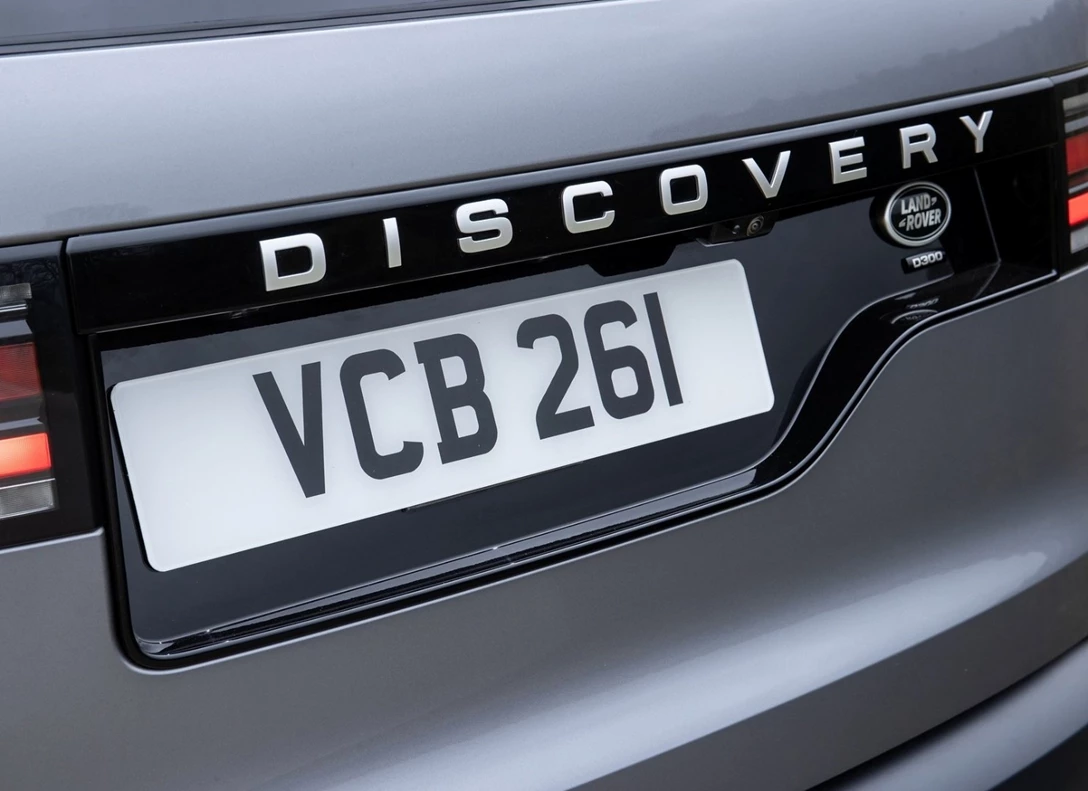 1668867-Land_Rover-Discovery-2021-12.jpg