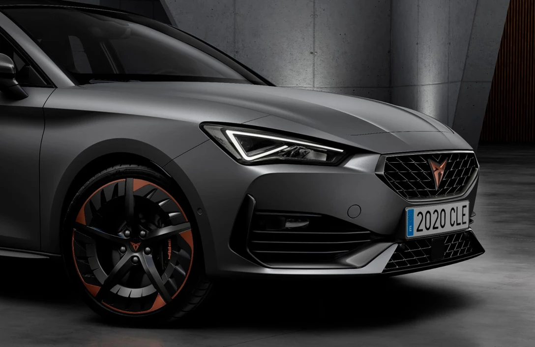 1630544-CUPRA_5D_PHEV_06_HQ.jpg