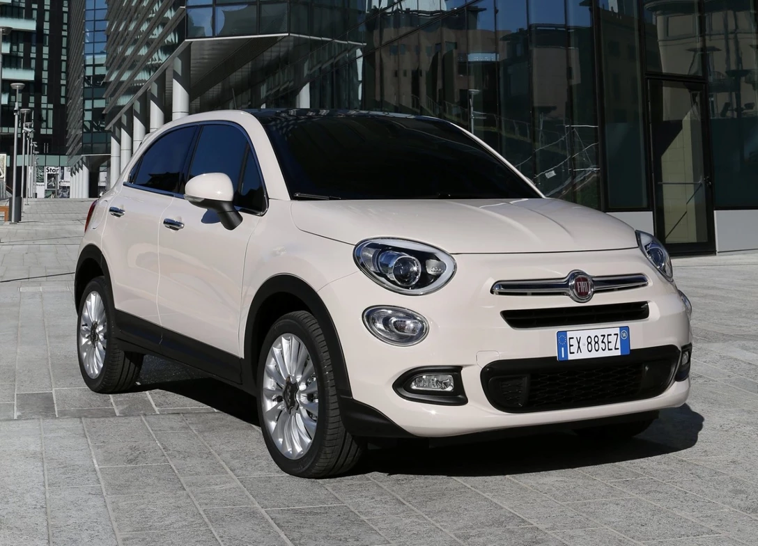 1687923-Fiat-500X-2016-01.jpg