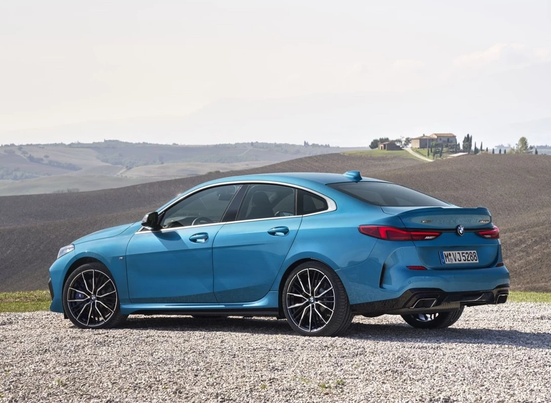 1652841-BMW-2-Series_Gran_Coupe-2021-04.jpg