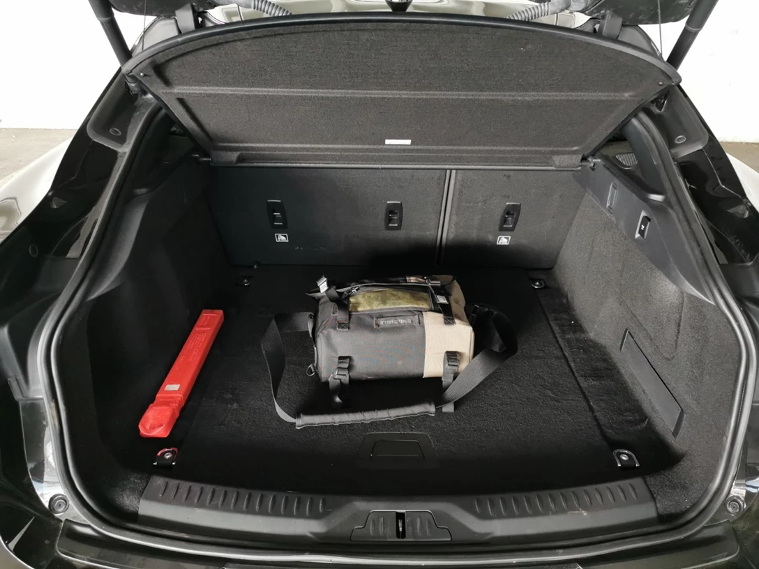 1623173-מטען יגואר3.jpg