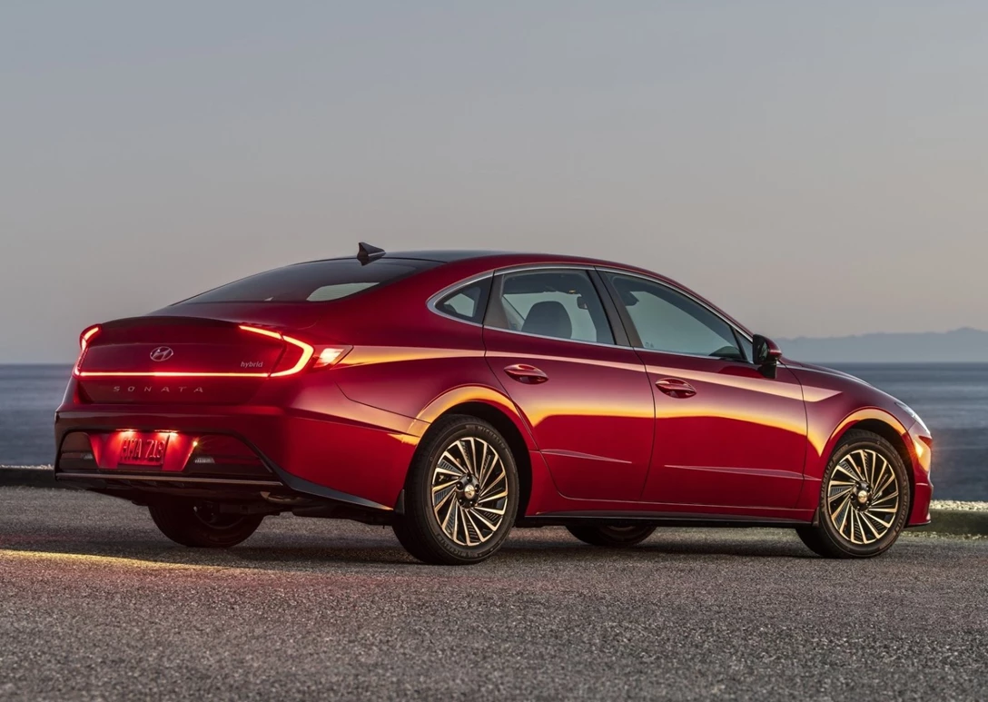 1635083-Hyundai-Sonata_Hybrid-2020-02.jpg