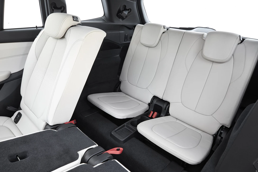 ב.מ.וו סדרה 2 אקטיב/ גראן טורר