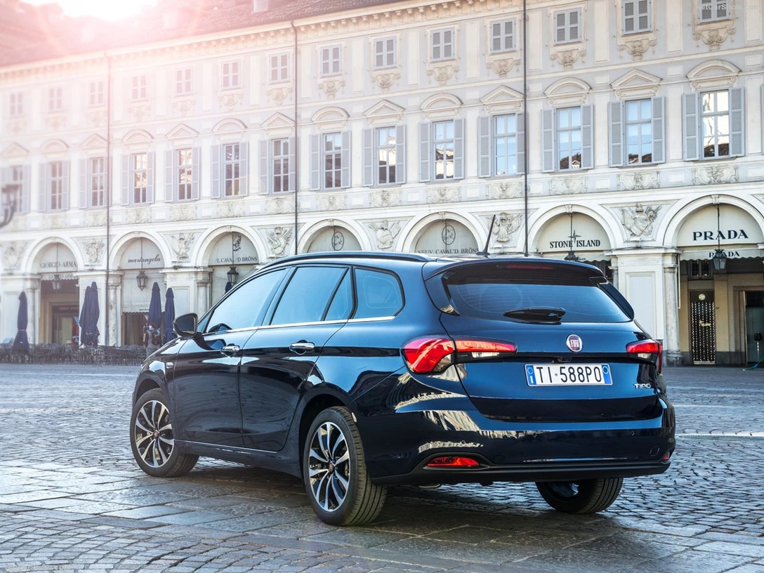 1583960-Fiat-Tipo 8.jpg