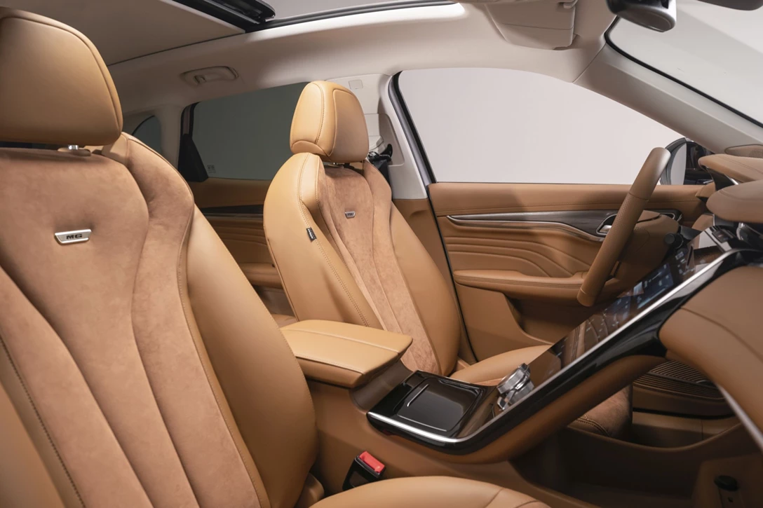 1651180-MG-Marvel-R-Electric-brown-interior.jpg