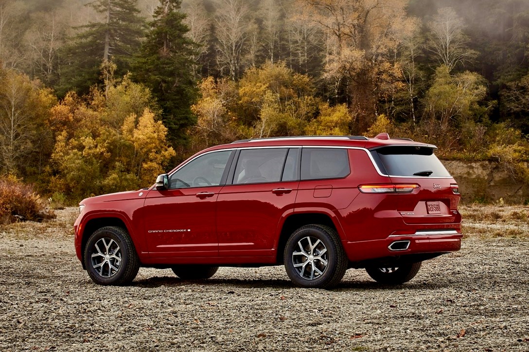 1638605-ג'יפ גרנד צ'ירוקי L  נחשף 2021 - 11.jpeg