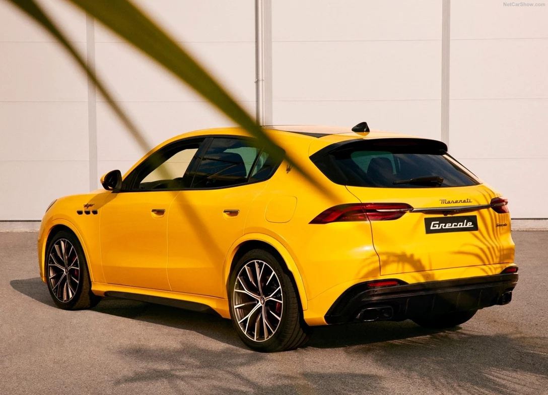 1685102-Maserati-Grecale-2023-12.jpg